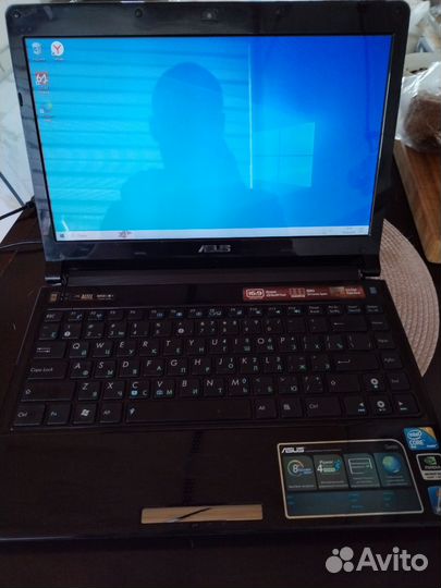 Ноутбук asus