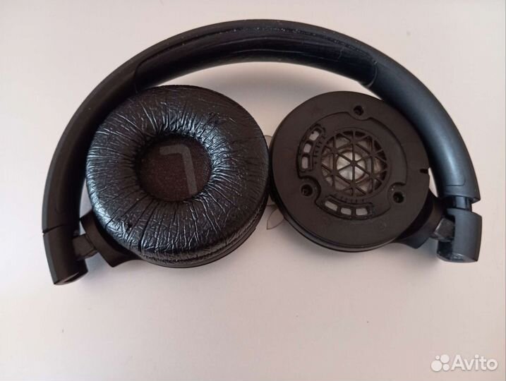 Беспроводные наушники JBL tune500BT