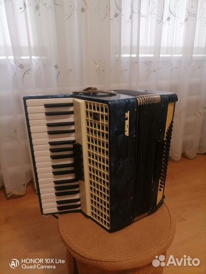Продаётся аккордеон