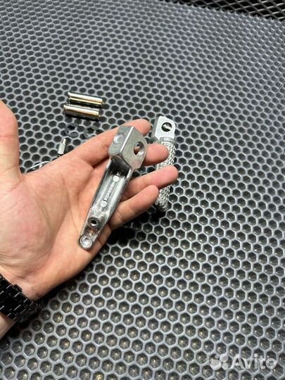 Подножки передние Kawasaki ZX6R ZX10R ZX-6R Z1000