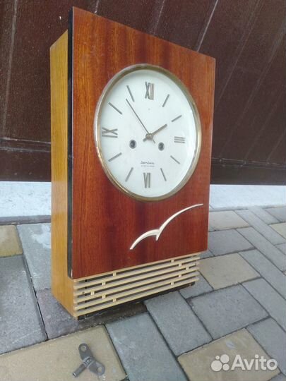 Часы с боем Янтарь