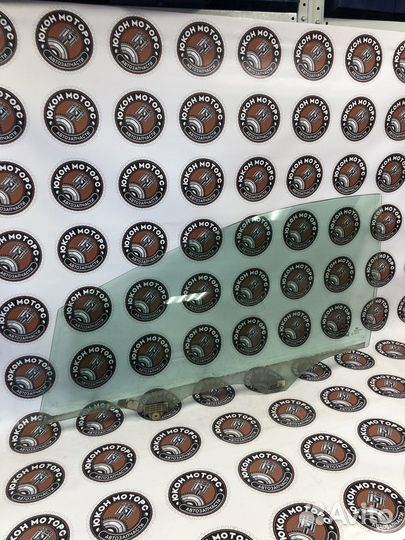 Стекло передней левой двери KIA Seed 2