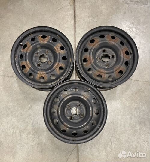 Продам Штампы 3 Штуки R15