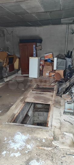 Гараж, > 30 м²