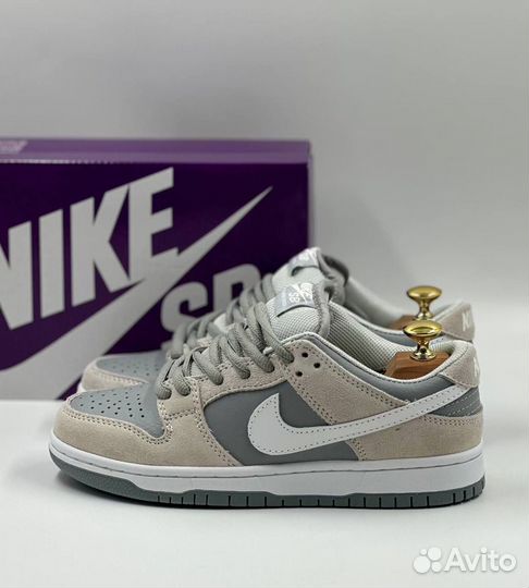 Кроссовки женские Nike SB dunk low