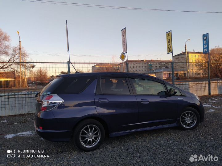 Honda Fit Shuttle 1.3 CVT, 2014, 126 000 км