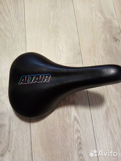 Велосипедное сиденье