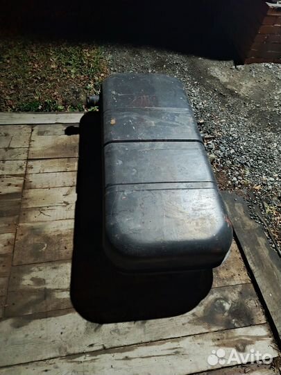 Бензобак комбайна