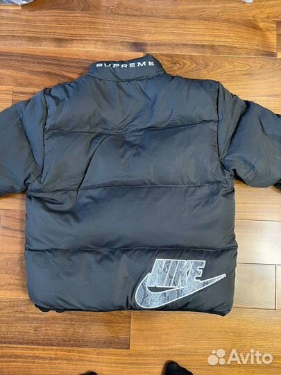 Пуховик Nike x Supreme