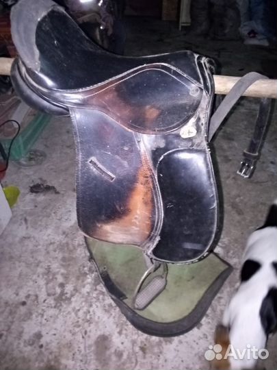Продам седло конное