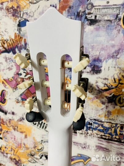 Детская гитара 3/4 + аксессуар