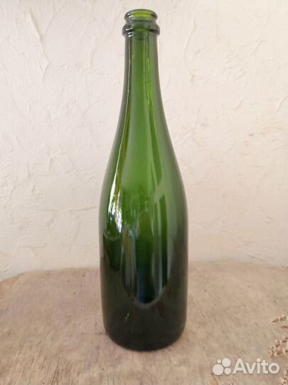 Бутылка винная зелено-оливковая (декор)