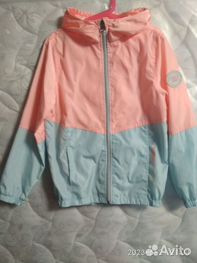 Ветровка Акула, б/у, размер 140