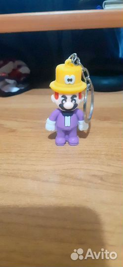 Брелок mario