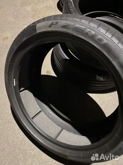 Pirelli P Zero 255/40 R20