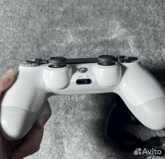 Джостик PS4 новый