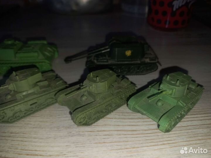 Танк су-100, бт. Минск з-д мир СССР