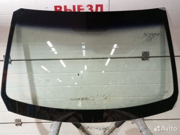 Лобовое стекло Рено Сандеро / Дастер оригинал