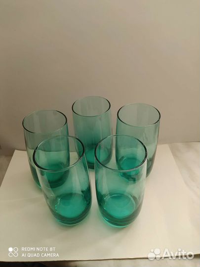 Набор стеклянных стаканов