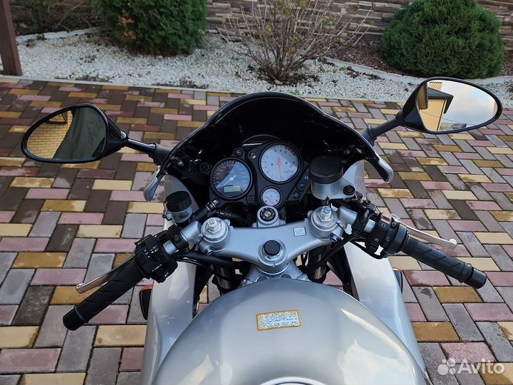 Honda VTR1000F