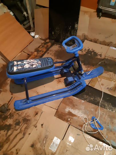 Детский снегокат бу