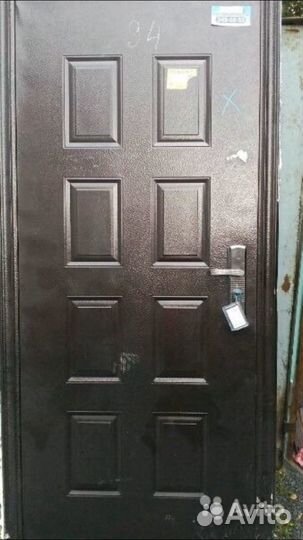Дверь Много Дверей двери