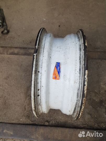 Диск на ваз штамп R13