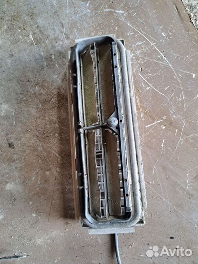 Вентиляционный клапан Mercedes W211