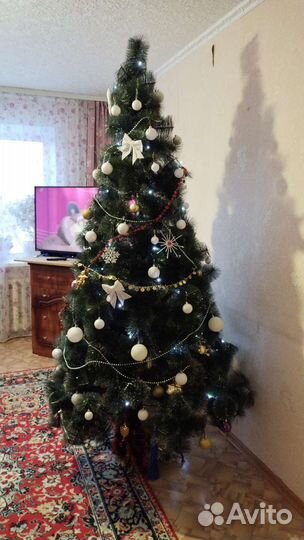 Елка искусственная