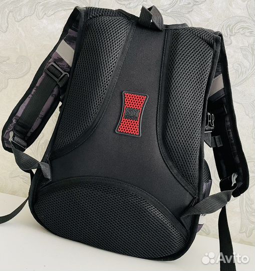 Рюкзак школьный для мальчика новый