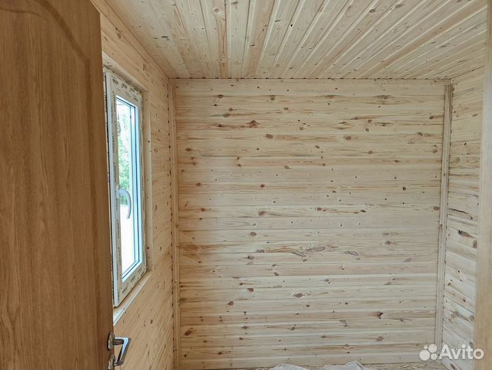 Бытовка вагончик с надежной крышей, всегда в наличии