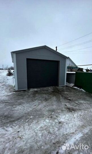 Секционные ворота