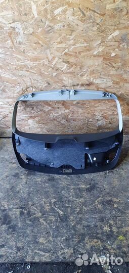 Обшивка двери багажника Opel Astra J GTC 2012-2017