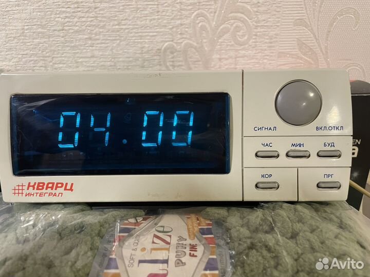 Электронные часы кварц