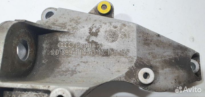 Кронштейн АКПП правый Audi, Volkswagen