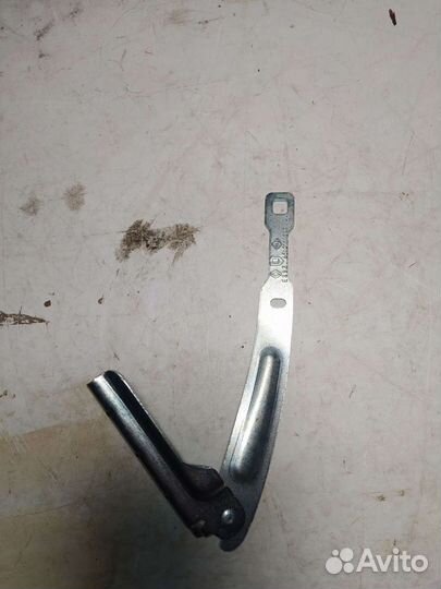 Петли капота левая renault duster nissan terrano