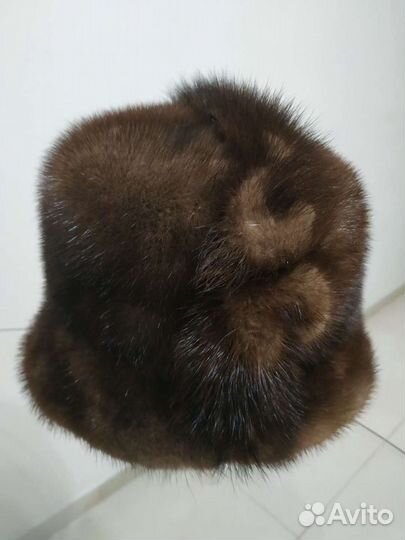 Шапка норковая. Есть норковый воротник