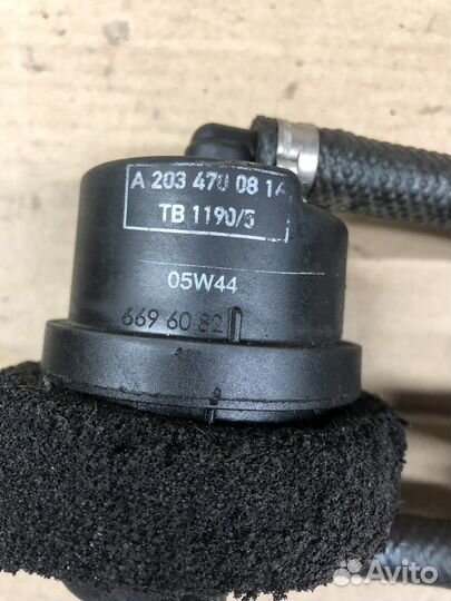 Клапан вентиляции M272 W209 W203 W219 Mercedes
