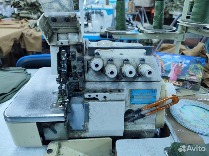 Швейная машинка оверлок бу