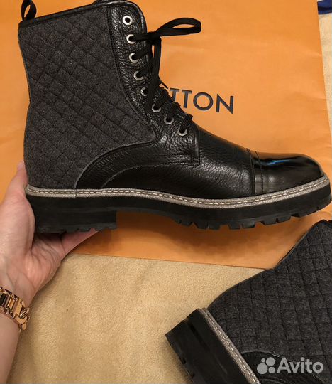 Ботинки женские Pertini 40р новые