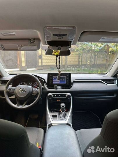 Toyota RAV4 2.5 AT, 2019, 62 000 км