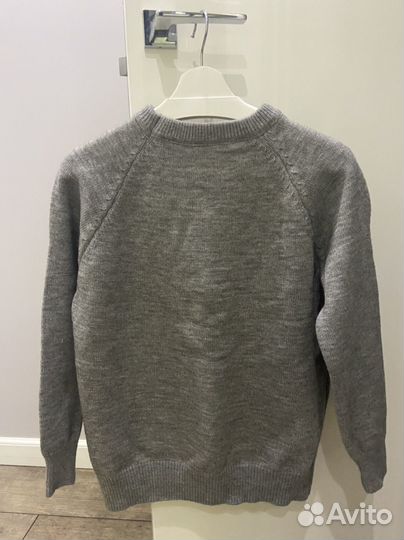 Свитер женский