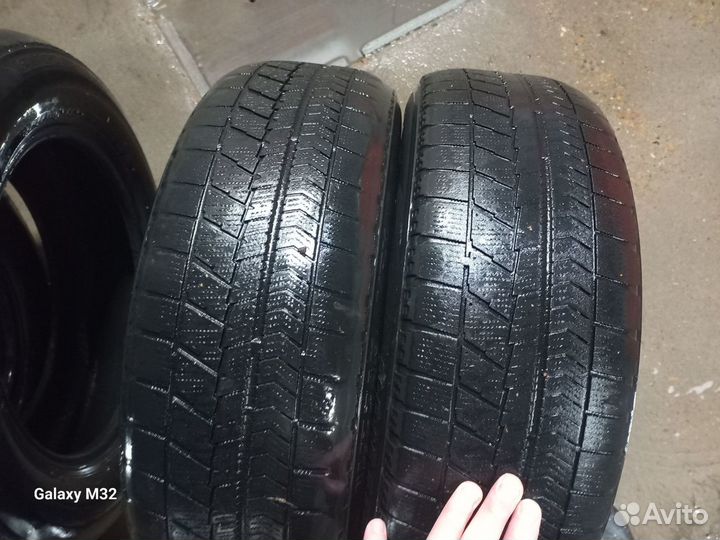 Bridgestone Blizzak VRX 185/65 R15