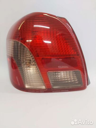Задние фонари тойота эхо / плац