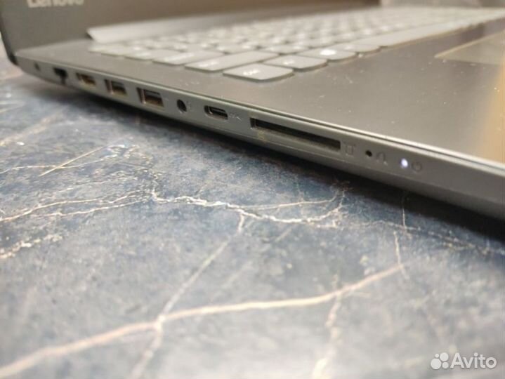 15.6 Ноутбук Lenovo Ideapad 330 15 IKB на Intel(R)