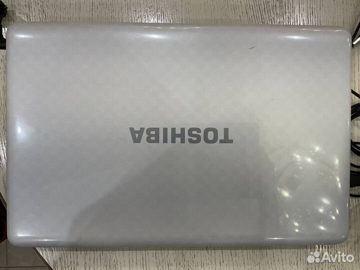 Ноутбук toshiba L775-A1W