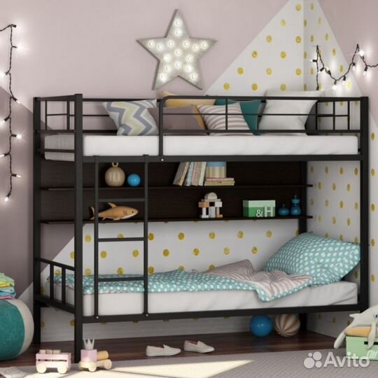 Двухъярусная железная кровать