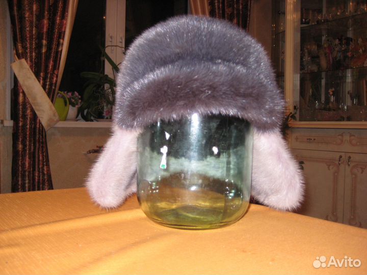 Продам голубую норковую шапку 56раз