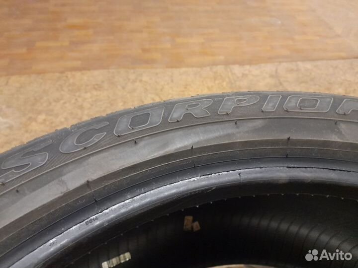 Pirelli Scorpion 275/40 R21