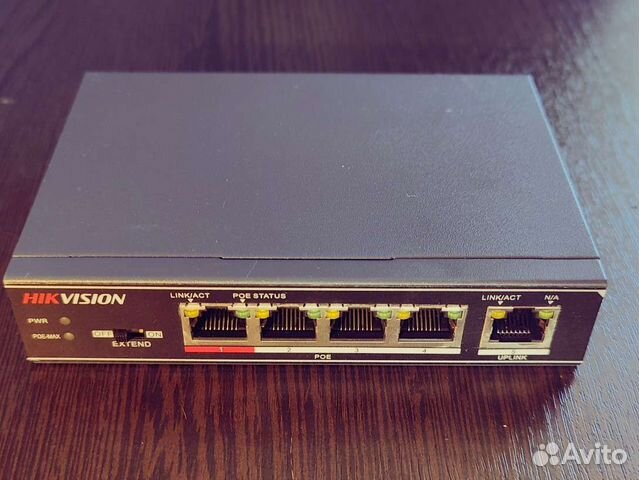 PoE-коммутатор Hikvision DS-3E0105P-E купить в Москве | Электроника | Авито